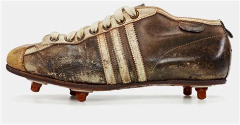 adidas fußball schuh 1930|adidas mid 90s label.